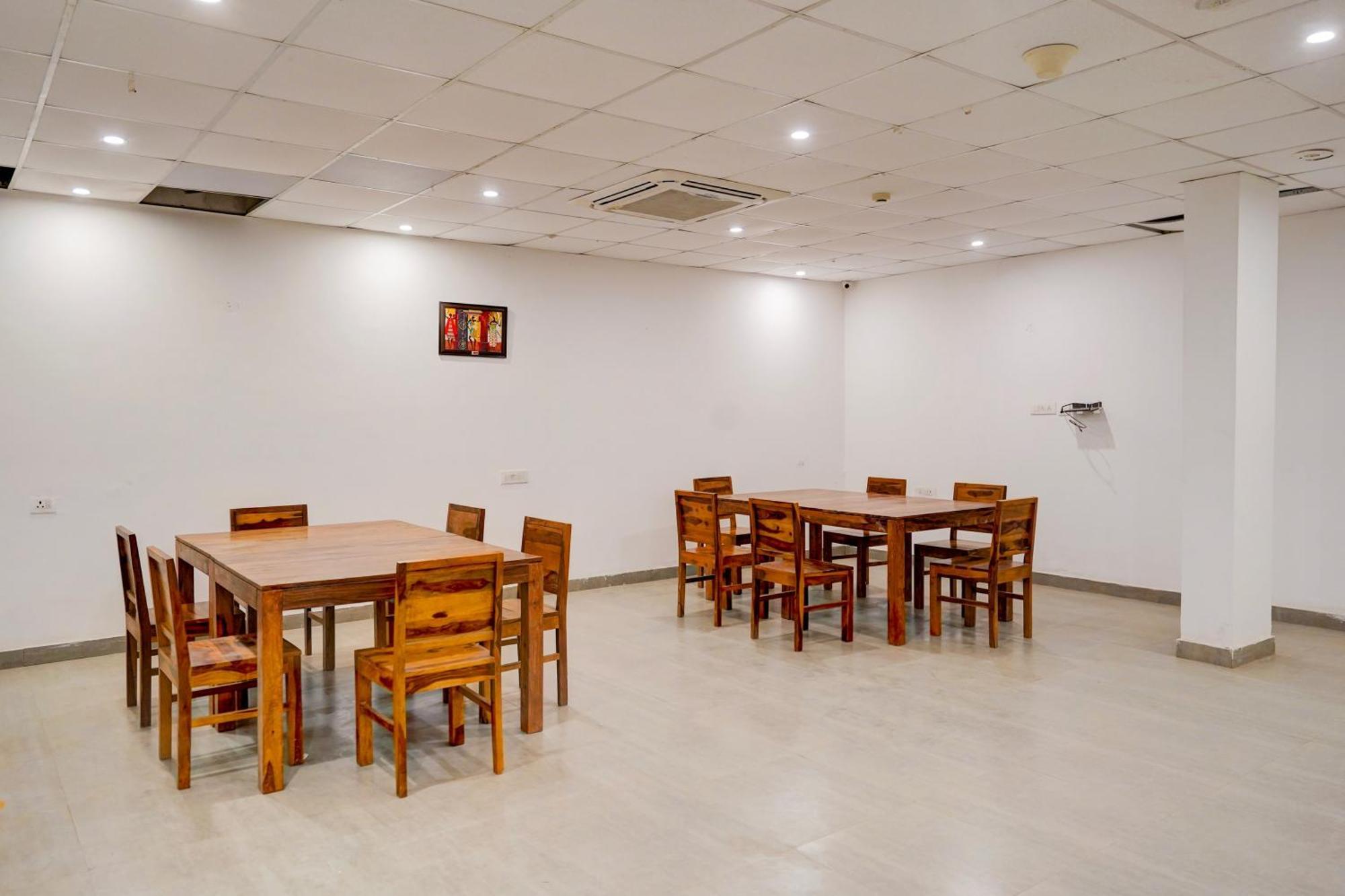 Townhouse Delight Inn Gurgaon Extérieur photo
